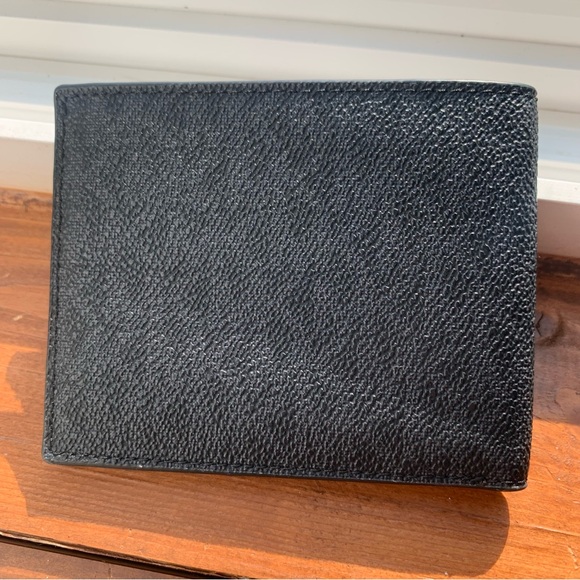Michael Kors MK Black and Gray Monogrammed Men’s Wallet - Picture 2 of 6